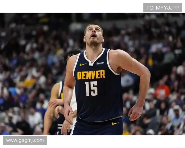 约基奇穿栗喉蜂虎配色Joker2狂砍56分16篮板15助攻震撼全场