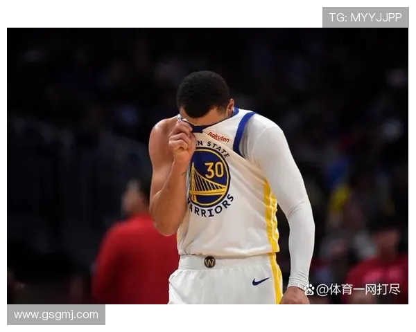 陈国豪半场高效发挥投篮四中三罚球稳健贡献七分全面数据领衔球队攻防